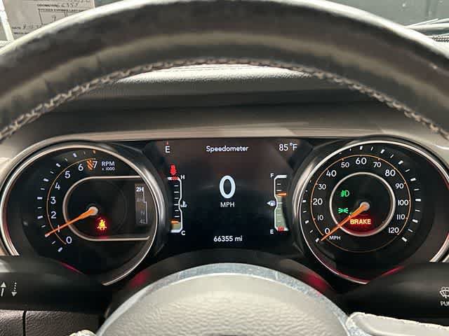 Used 2019 Jeep Wrangler Unlimited Sahara AWD/4WD image 6