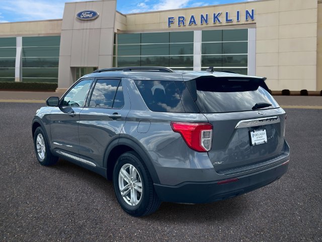 Certified 2023 Ford Explorer XLT RWD image 5