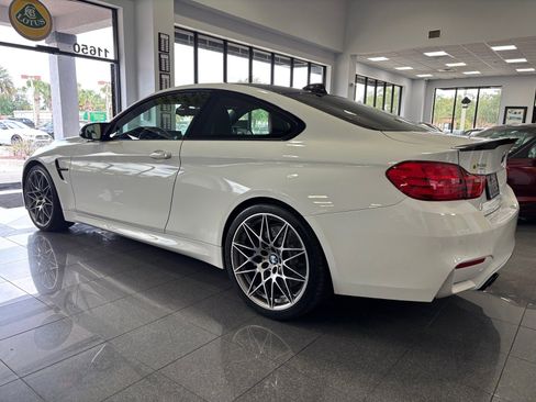 Used 2016 BMW M4 Coupe image 3
