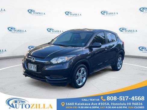 Used 2017 Honda HR-V LX image 1
