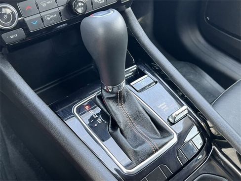 Used 2022 Jeep Compass Limited image 25