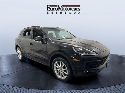 Used 2021 Porsche Cayenne image 7