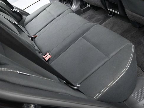 Used 2023 Nissan Rogue S image 31