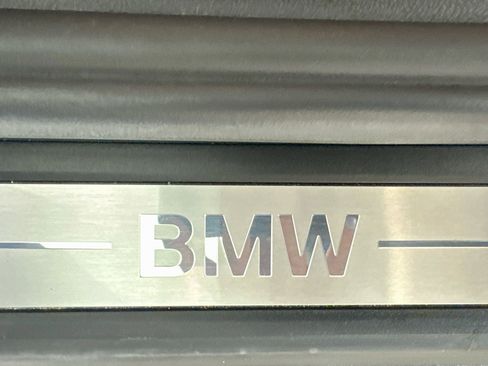 Used 2019 BMW Z4 sDrive30i w/ Executive Package RWD image 19