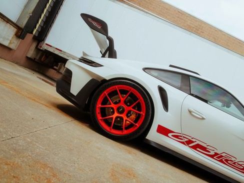 Used 2024 Porsche 911 GT3 RS w/ Weissach Package RWD image 40