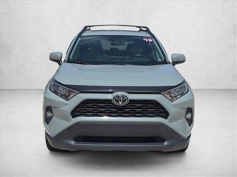 Used 2019 Toyota RAV4 XLE Premium w/ Cold Weather Package FWD image 2