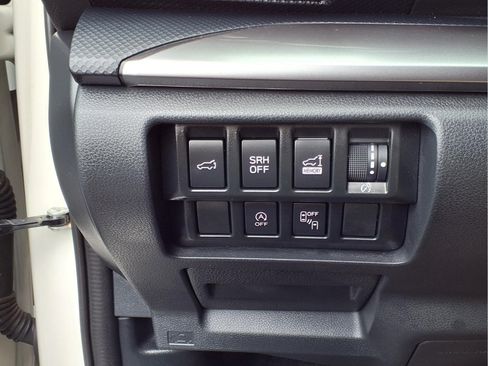 Used 2023 Subaru Forester Premium AWD/4WD image 20