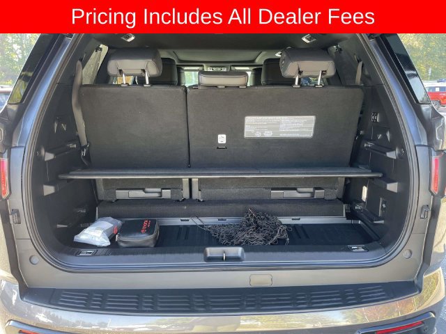 Used 2023 Toyota Sequoia Platinum AWD/4WD image 14