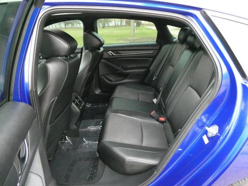 Used 2021 Honda Accord Sport image 26
