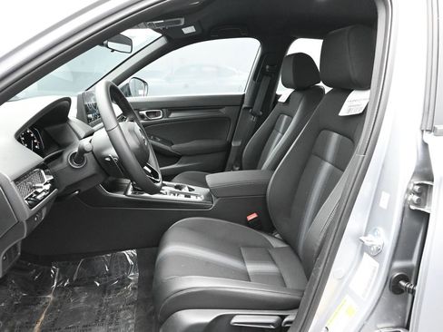 Used 2025 Honda Civic Sport image 31
