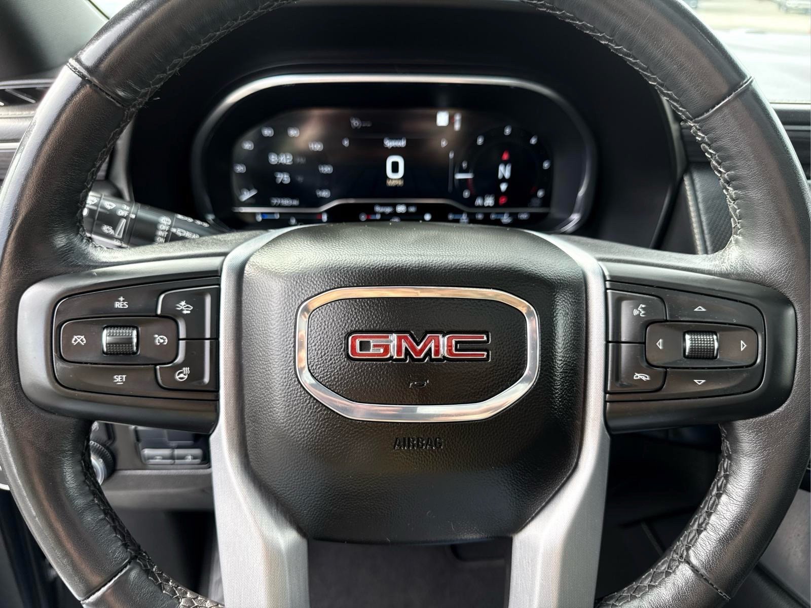 Used 2022 GMC Yukon SLT w/ SLT Luxury Package AWD/4WD image 35