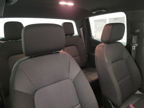 Used 2024 Chevrolet Colorado W/T image 34