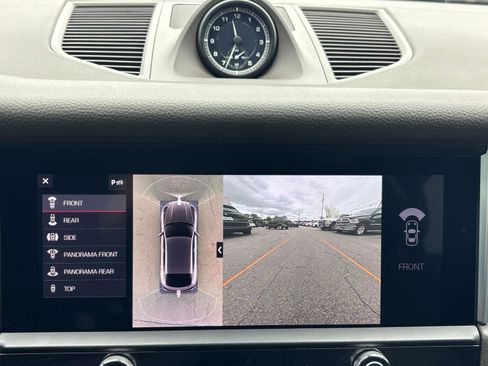 Used 2022 Porsche Macan image 28