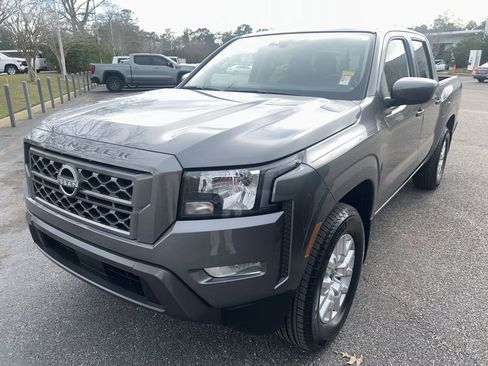 Used 2023 Nissan Frontier SV w/ SV Convenience Package image 1