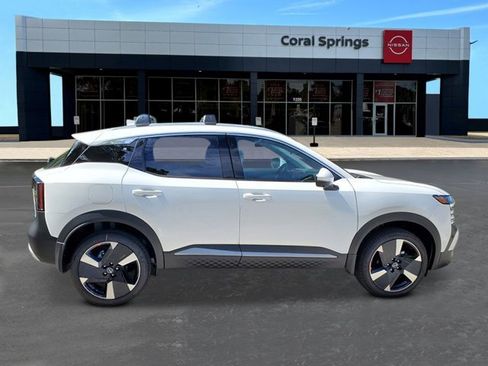 New 2026 Nissan Kicks SR image 5