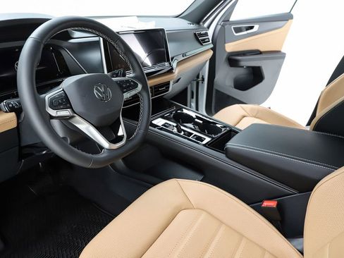 New 2026 Volkswagen Atlas Cross Sport SEL image 19