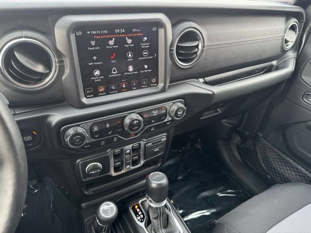 Used 2020 Jeep Gladiator Overland AWD/4WD image 15
