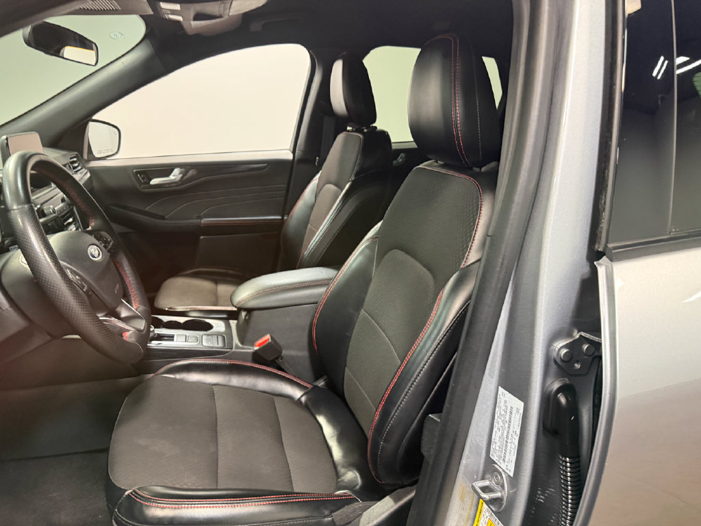 Used 2024 Ford Escape ST-Line AWD/4WD image 58