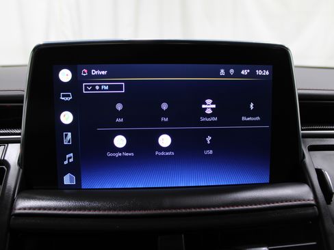 Used 2022 Chevrolet Suburban RST w/ Luxury Package image 16