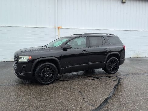 Used 2022 GMC Acadia SLT w/ Elevation Edition image 2