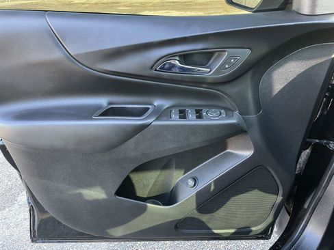Used 2019 Chevrolet Equinox LT image 27