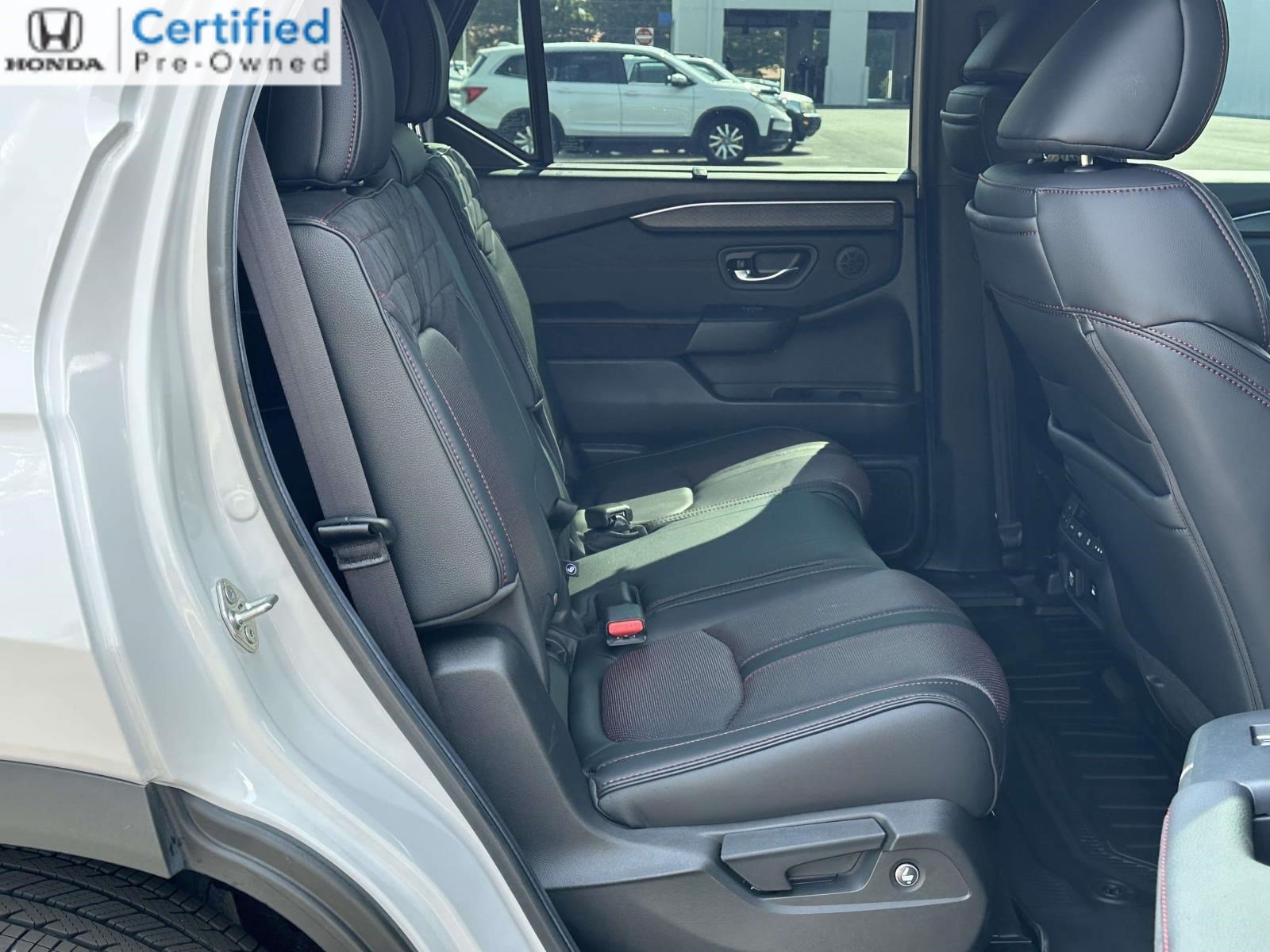 Certified 2026 Honda Pilot Black Edition image 7