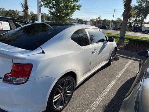 Used 2013 Scion tC FWD image 6