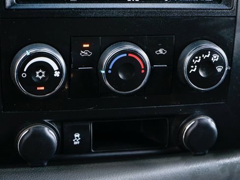 Used 2012 Chevrolet Silverado 3500 W/T image 27