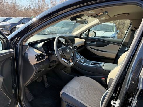 Used 2023 Hyundai Santa Fe SE image 7