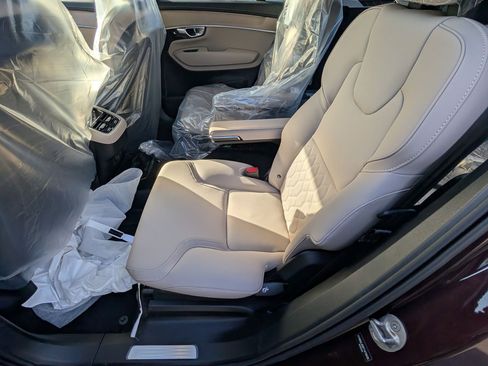 New 2026 Volvo XC90 B6 Plus w/ Protection Package Premier image 12