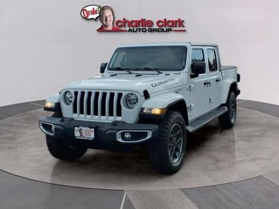 Used 2020 Jeep Gladiator Overland w/ Popular Equipment Package