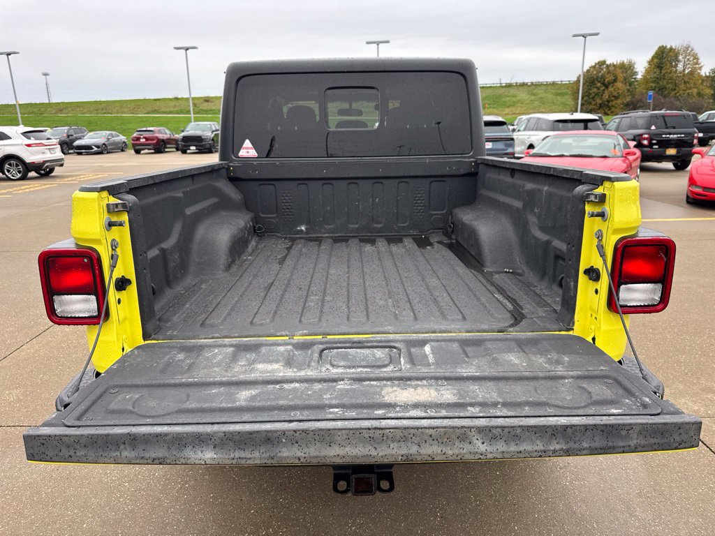 Used 2023 Jeep Gladiator Sport AWD/4WD image 29