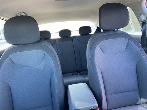 Used 2025 Kia K4 FWD image 19