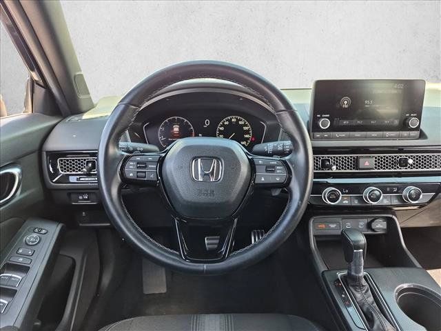 Used 2025 Honda Civic Sport image 13