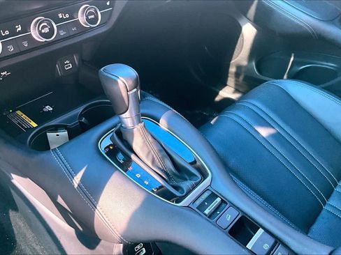 Used 2023 Honda HR-V EX-L image 17