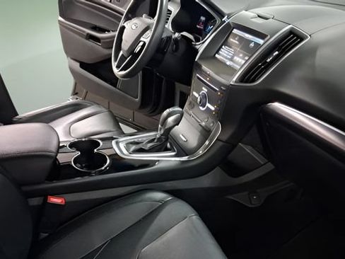 Used 2015 Ford Edge Titanium w/ Equipment Group 301A FWD image 17