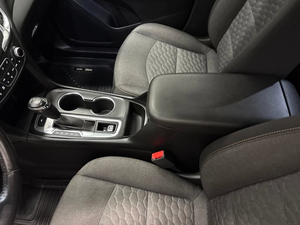 Used 2019 Chevrolet Equinox LT AWD/4WD image 17