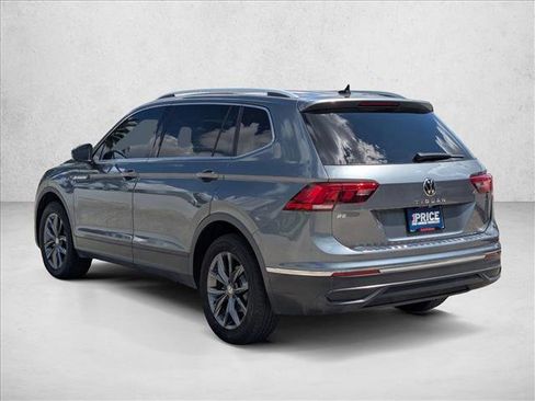 Used 2022 Volkswagen Tiguan SE image 8