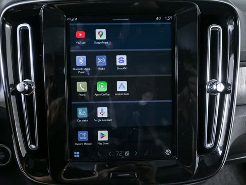 Used 2023 Volvo XC40 B5 Plus w/ Driver Assist Package image 14