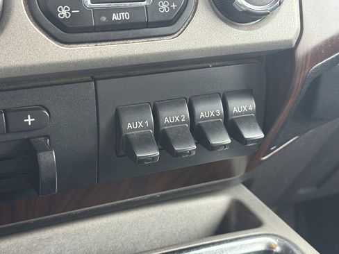 Used 2016 Ford F350 Lariat w/ Lariat Ultimate Package image 26