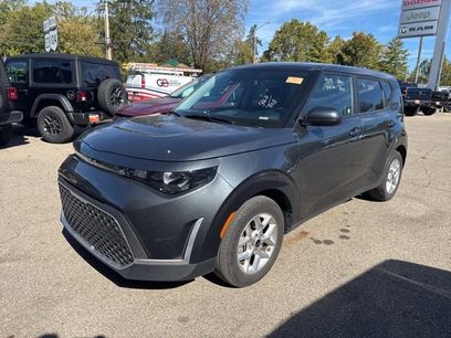 Used 2024 Kia Soul LX w/ Option Group 015