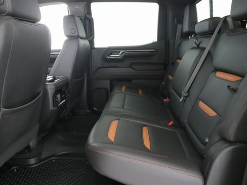 Used 2024 GMC Sierra 1500 AT4 w/ AT4 Preferred Package image 28