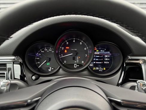 New 2026 Porsche Macan AWD/4WD image 23