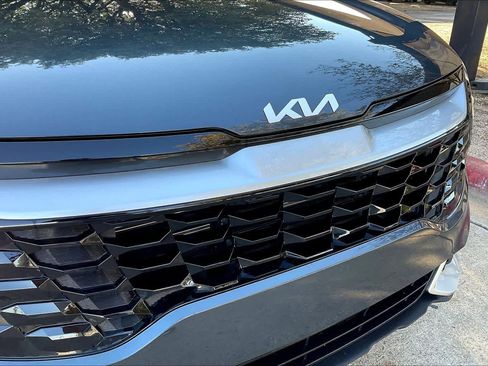 Used 2025 Kia Sportage EX image 27