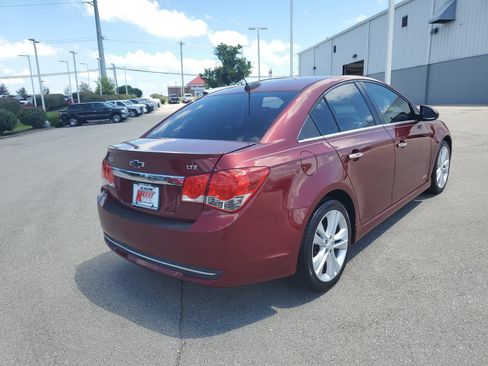 Used 2015 Chevrolet Cruze LTZ w/ Sun, Sound and Sport Package FWD image 4