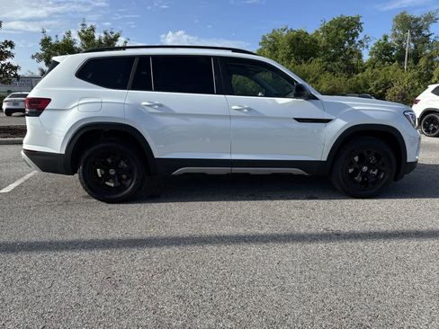 New 2026 Volkswagen Atlas Peak Edition AWD/4WD image 7