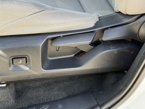 Used 2024 Toyota Tacoma SR5 image 24