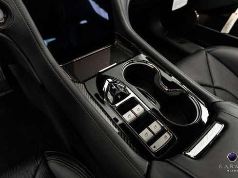 New 2025 Karma Revero Luxury image 33