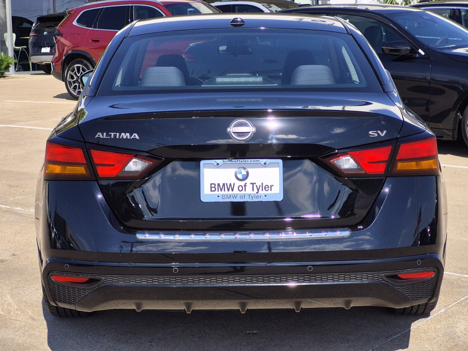 Used 2023 Nissan Altima 2.5 SV FWD image 5