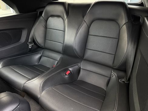 Used 2019 Ford Mustang Premium image 37